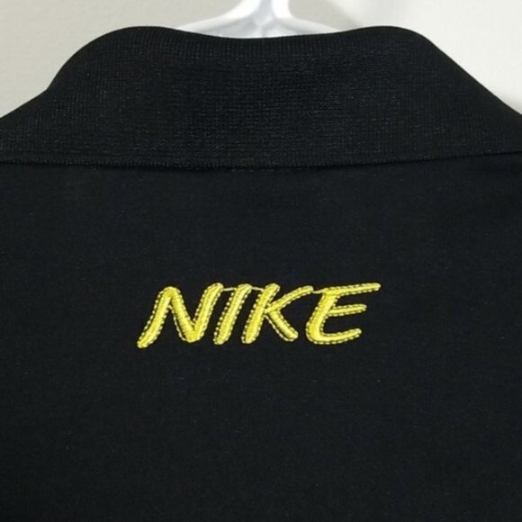 Nike Men's Polo Top Size L Sphere Dry Taining Golf Sports Swish Spell Out - Picture 5 of 5